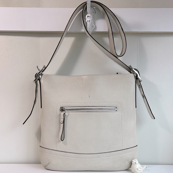 COACH Vintage Shoulder Crossbody - Picture 3 of 17